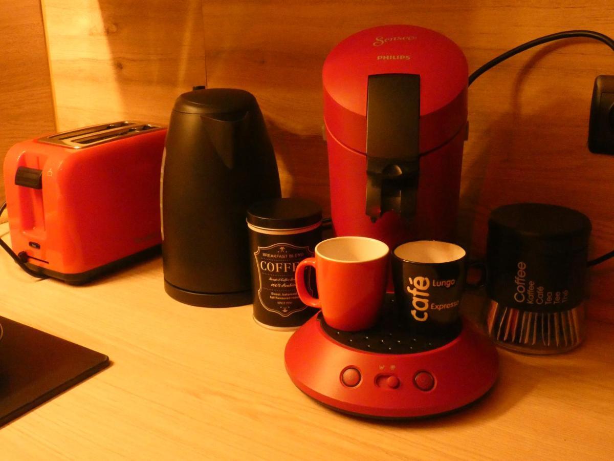 Love Room Le Rouge Et Noir Barr Dış mekan fotoğraf